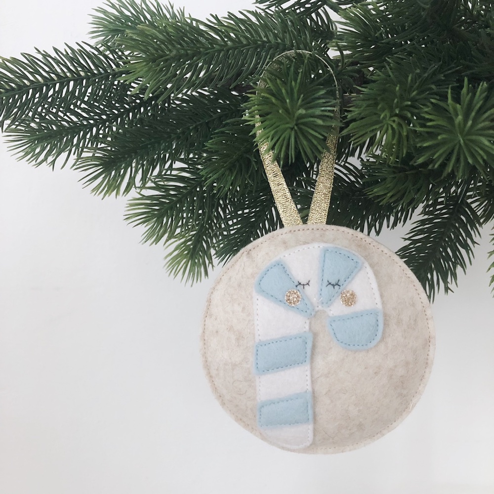 Kerst ornament pastelblauw candy cane