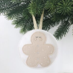 Kerst ornament pastelblauw gingerbread man
