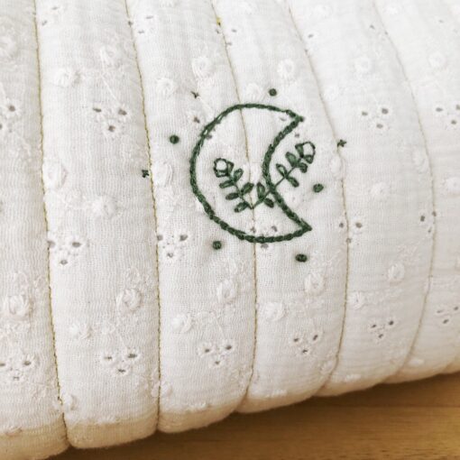 Etui embroidery green