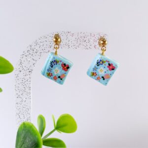 Studs boekje bloemen blauw