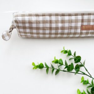 Breinaalden etui gingham latte