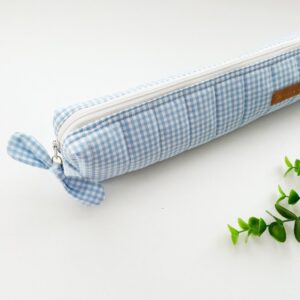 Breinaalden etui gingham lichtblauw
