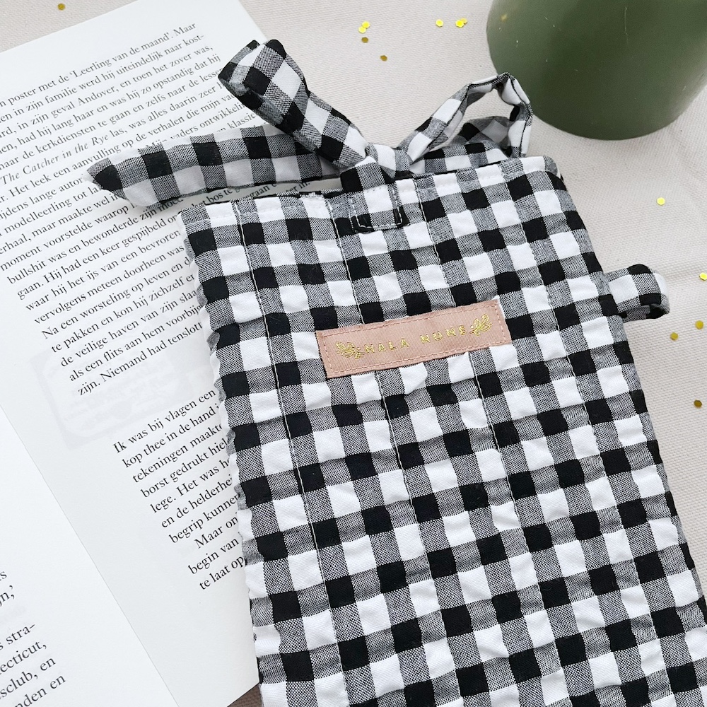 Boeken sleeve gingham black