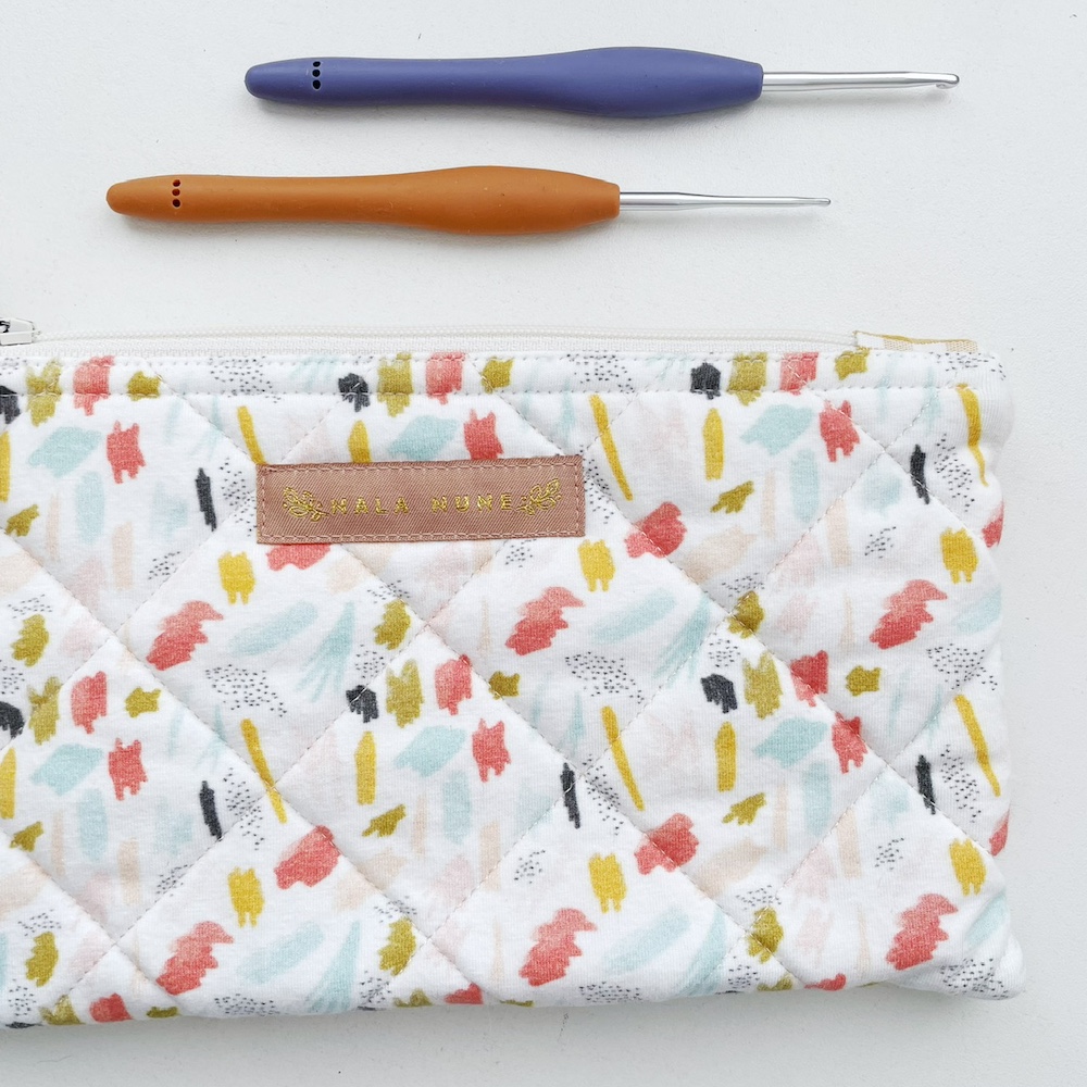 Haaknaalden etui brush