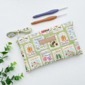 Haaknaalden etui seeds