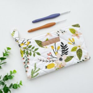 Haaknaalden etui tropical flowers