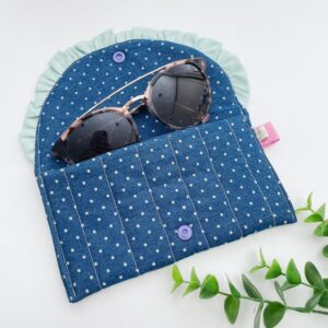 Zonnebril etui jeans stippen mint ruche
