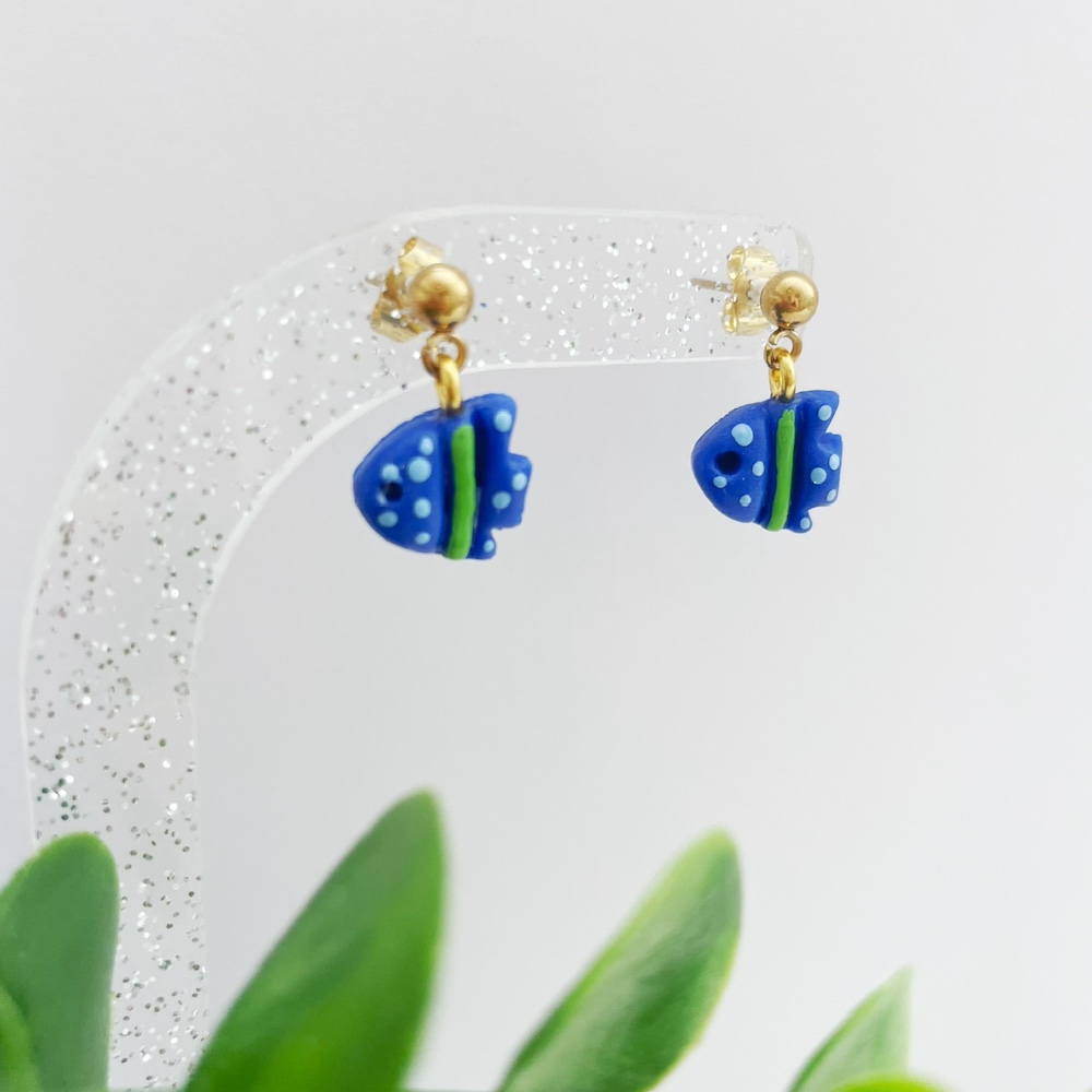 Studs vis blauw