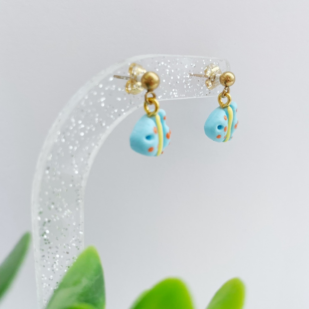 Studs vis lichtblauw