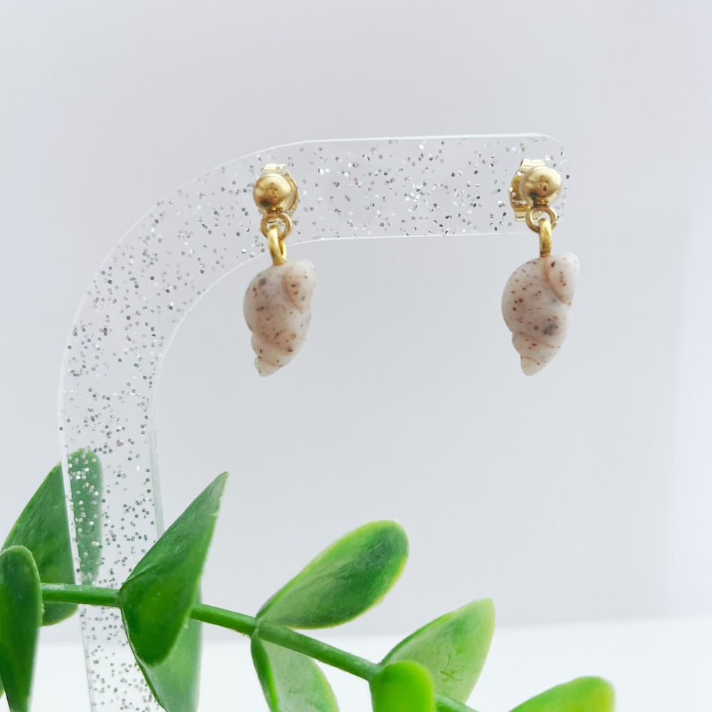 Studs wenteltrap schelp